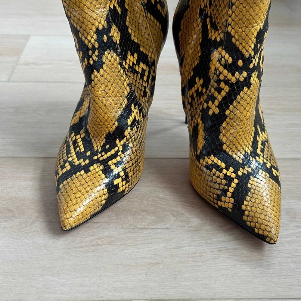 BALLY Heel Women’s Barbra Knee High Leather Python Boot 38 Marigold Yellow - Picture 9 of 12
